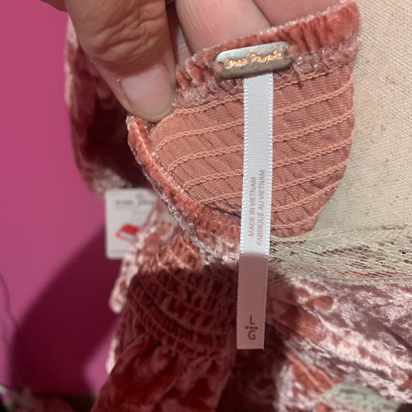 Free People Yours Truly Velvet Peplum boho blouse mauve NWT - Picture 10 of 11